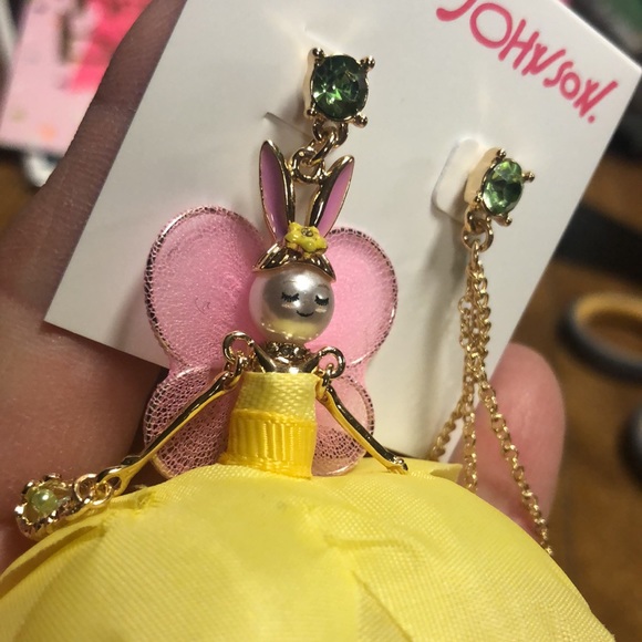 NWT - Easter Earrings Mix-Matched Betsey Johnson Bunny Earrings/RARE! - Picture 13 of 17